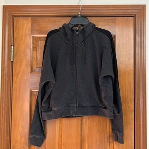 Nike dri-fit hoodie small